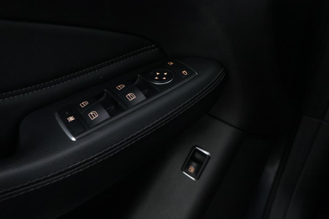 MERCEDES-BENZ GLE 2016