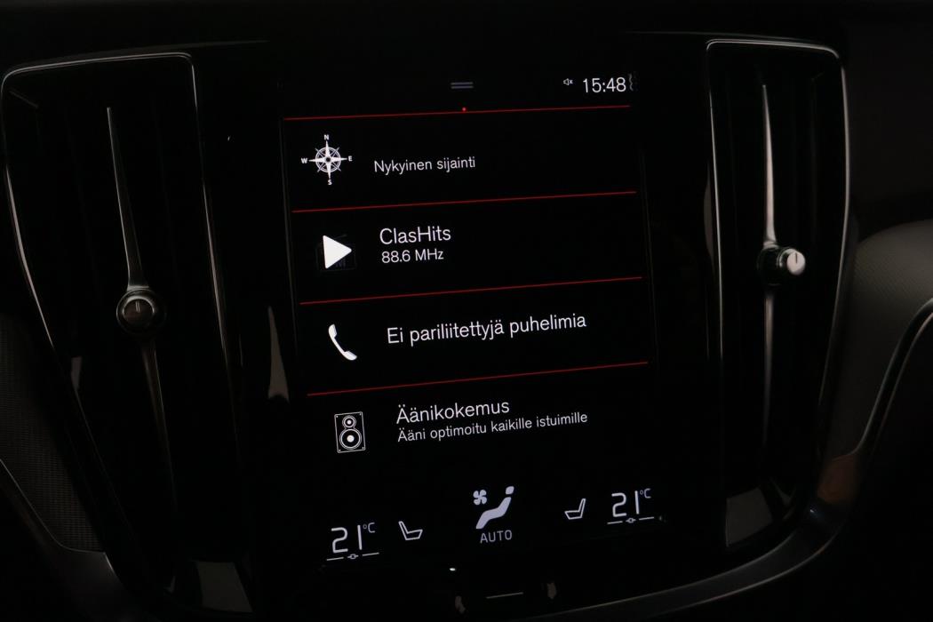 VOLVO V60 2021