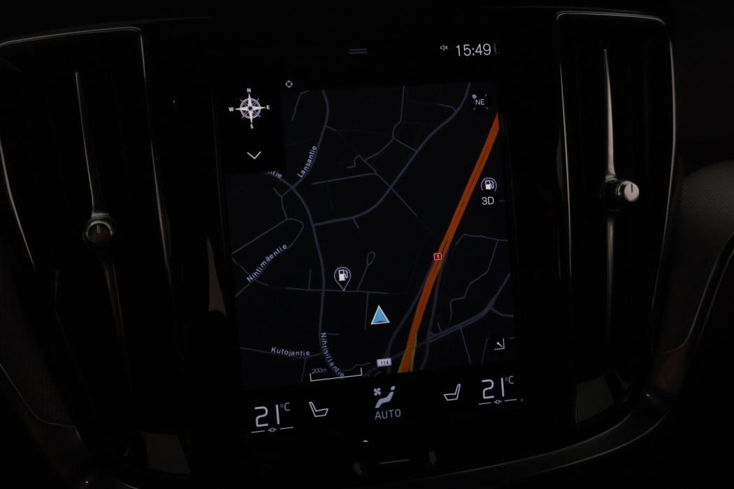 VOLVO V60 2021