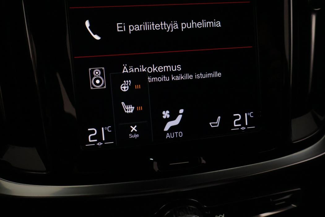 VOLVO V60 2021