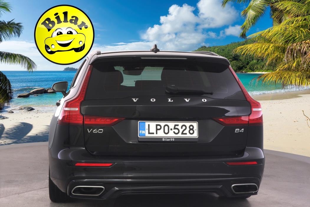 VOLVO V60 2021