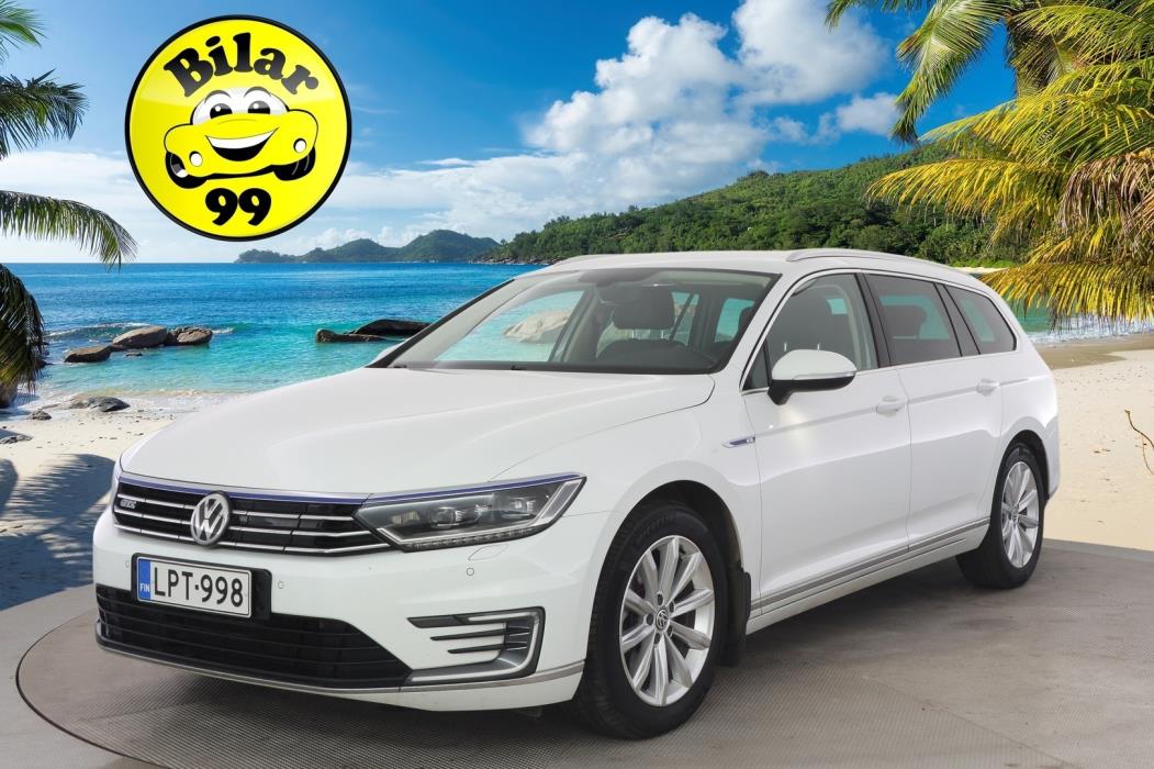 VOLKSWAGEN Passat 2018