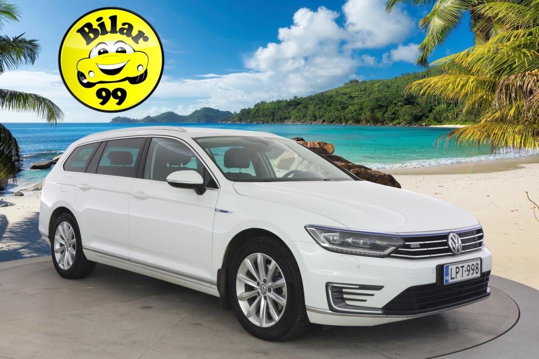 VOLKSWAGEN Passat 2018