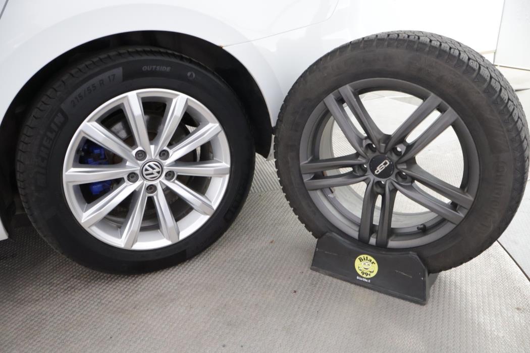 VOLKSWAGEN Passat 2018