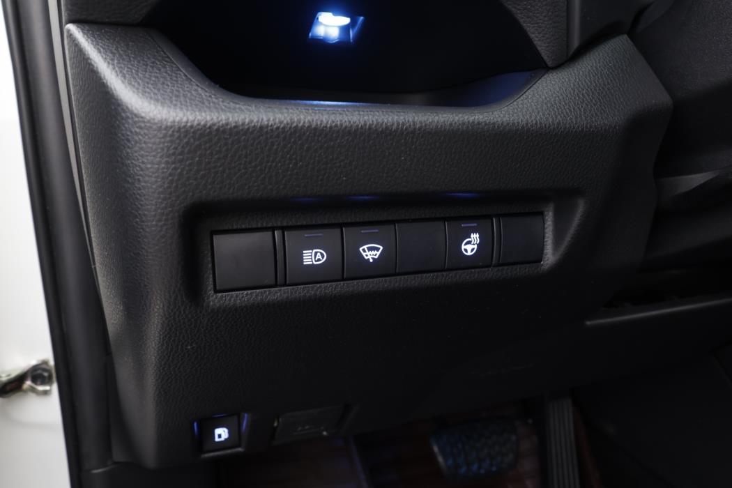 TOYOTA RAV4 Plug-in 2021