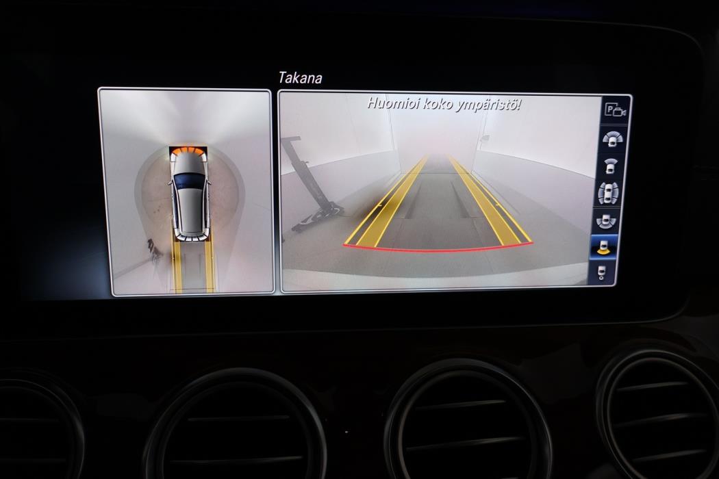 MERCEDES-BENZ E 2019