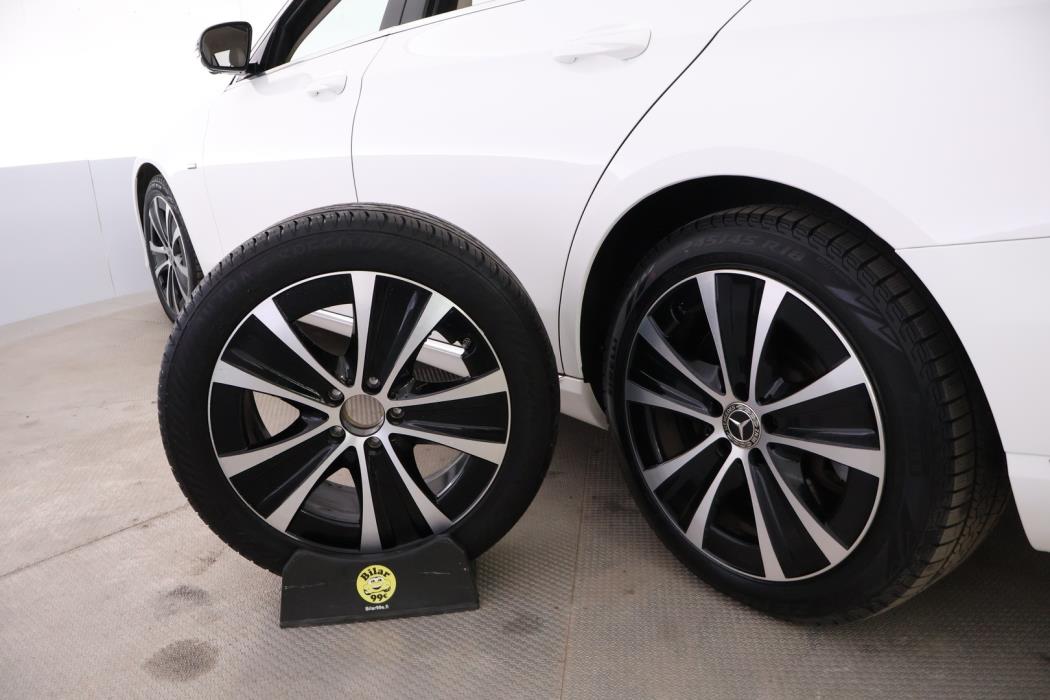 MERCEDES-BENZ E 2019