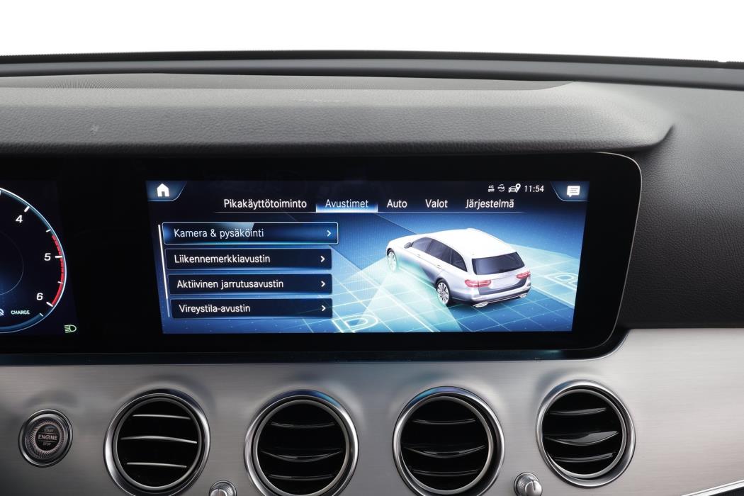 MERCEDES-BENZ E 2023