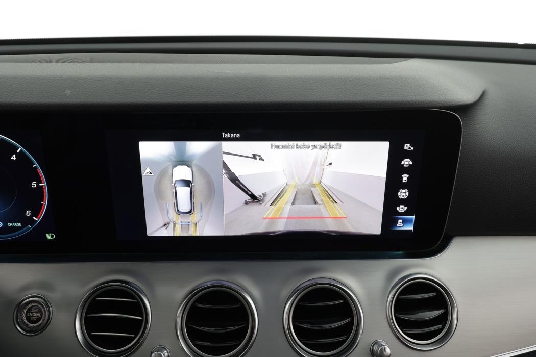 MERCEDES-BENZ E 2023