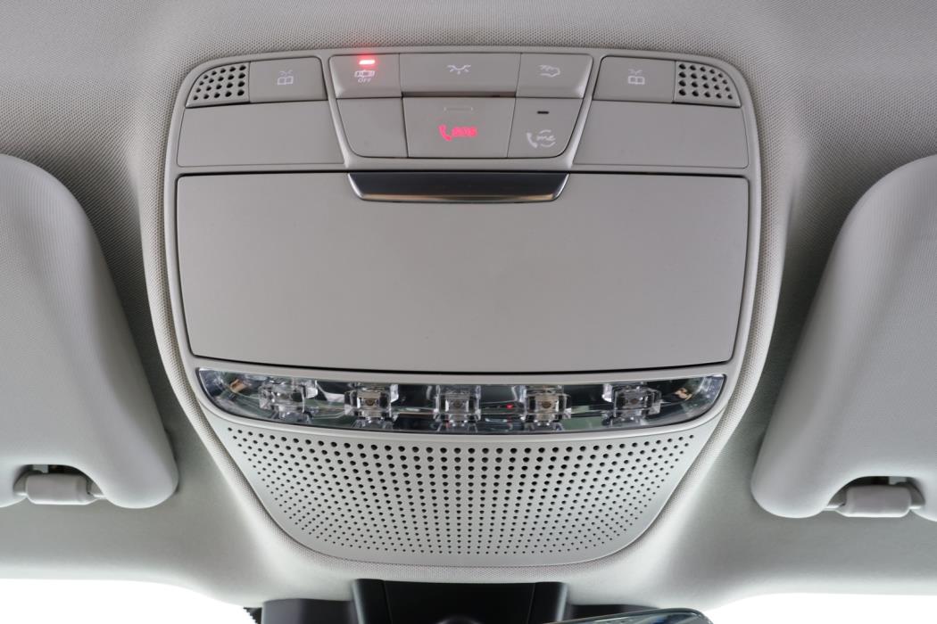 MERCEDES-BENZ E 2023