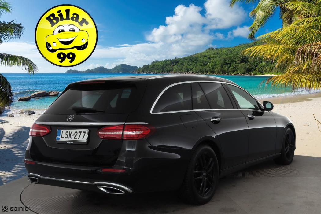 MERCEDES-BENZ E 2023