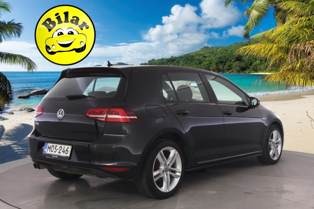 VOLKSWAGEN GOLF 2015