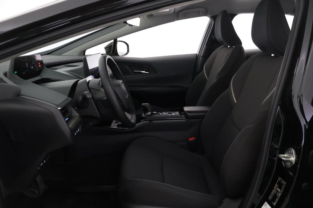 TOYOTA Prius Plug-in 2023