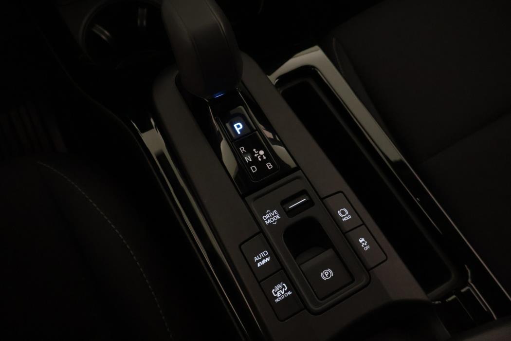 TOYOTA Prius Plug-in 2023