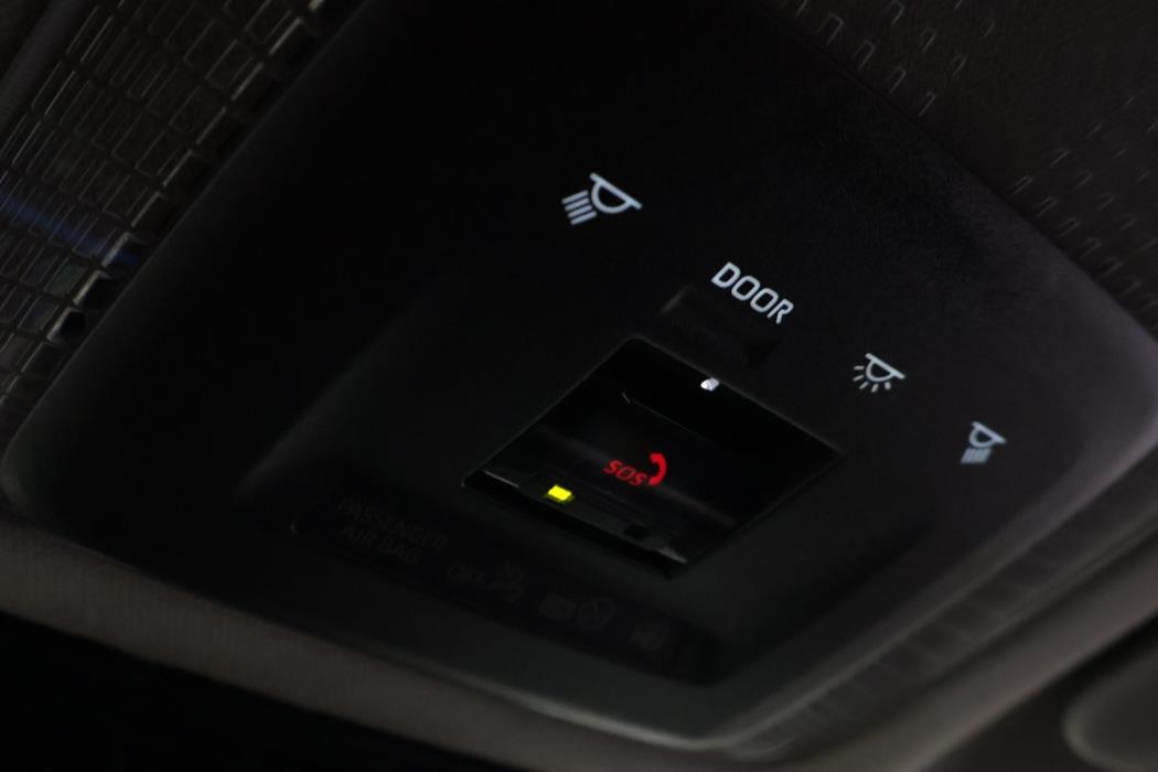 TOYOTA Prius Plug-in 2023