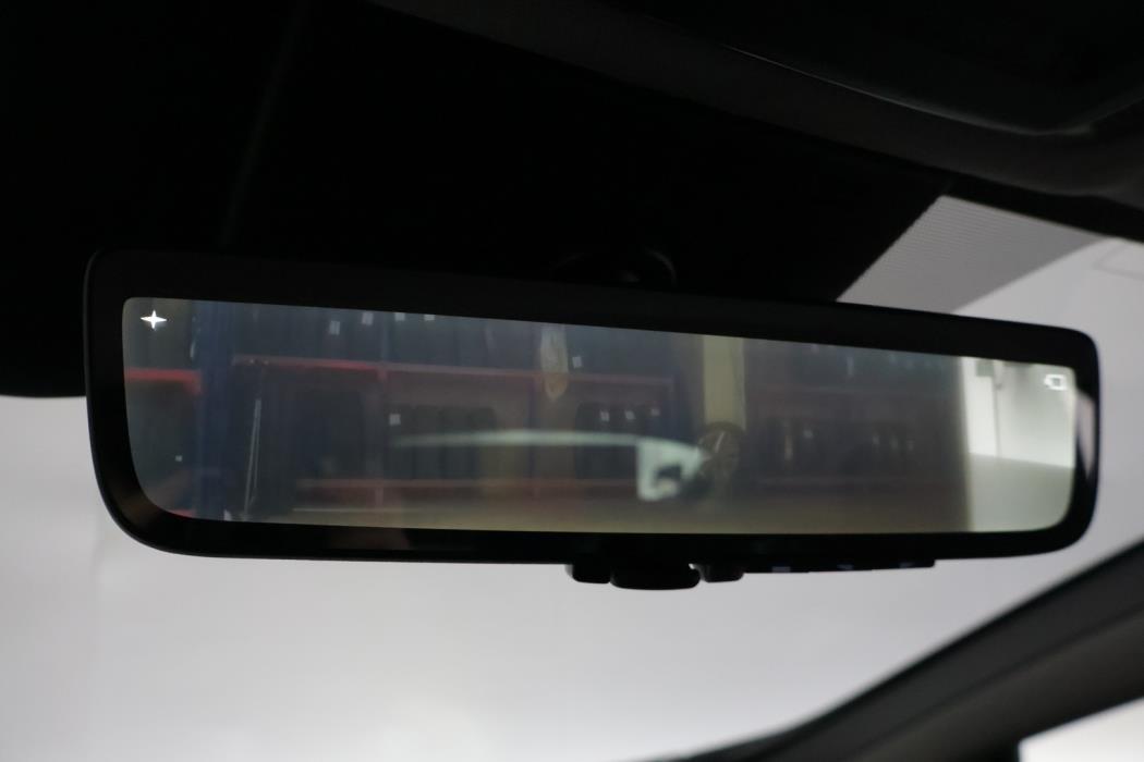 TOYOTA Prius Plug-in 2023