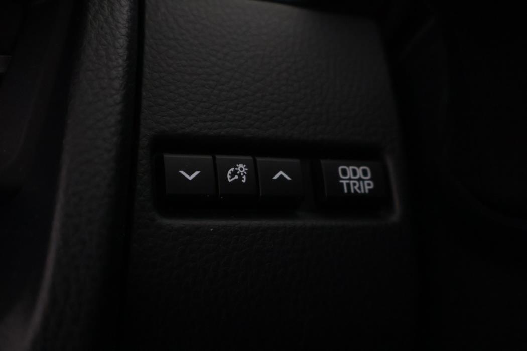 TOYOTA Prius Plug-in 2023