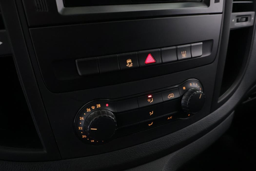 MERCEDES-BENZ Vito 2016