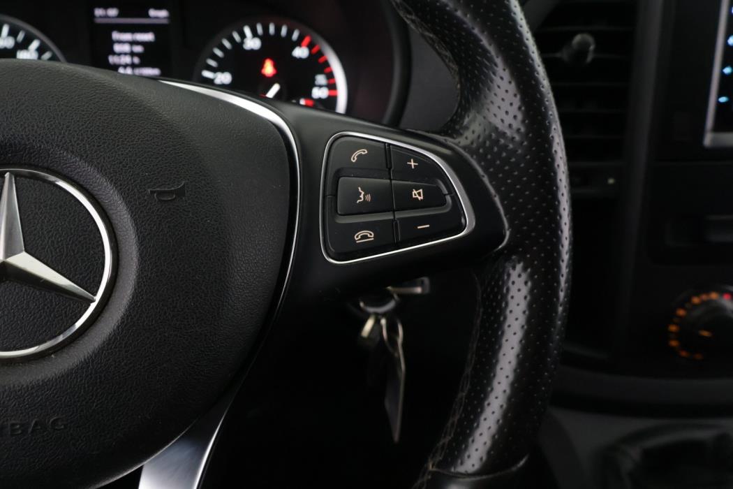 MERCEDES-BENZ Vito 2016