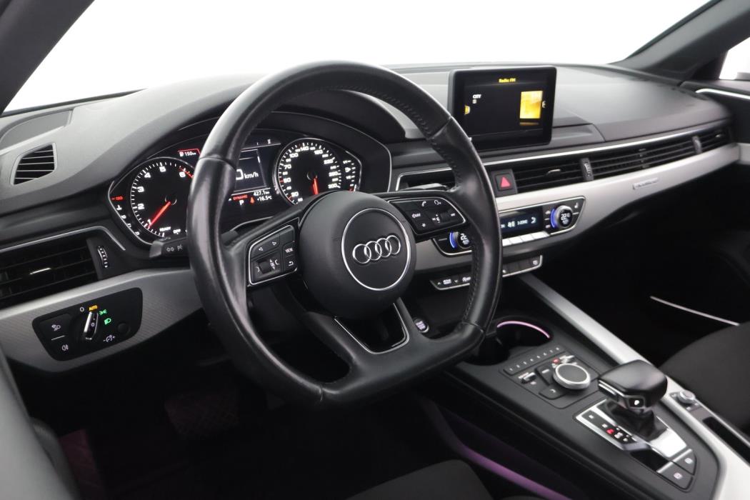 AUDI A4 2016