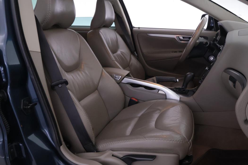 VOLVO XC70 2007