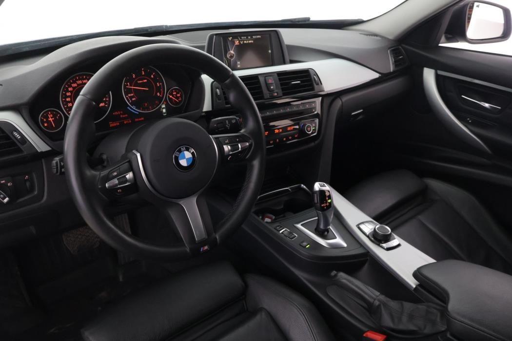 BMW 320 2017