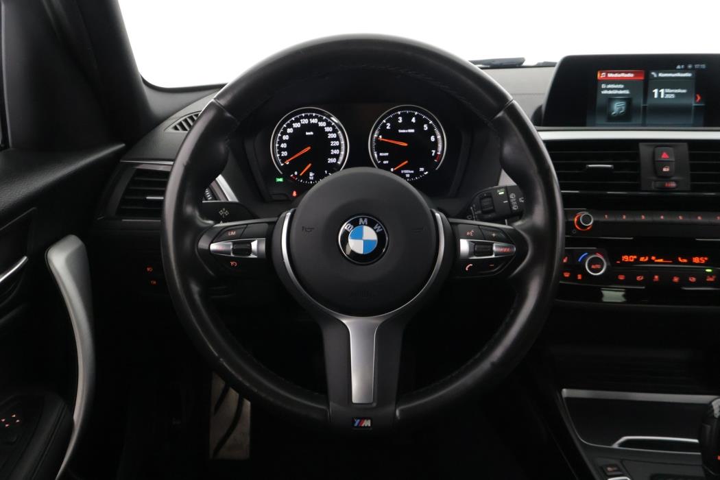 BMW 118 2019