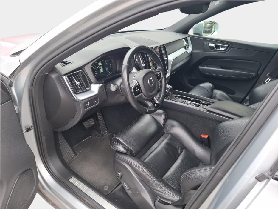 VOLVO XC60 2017