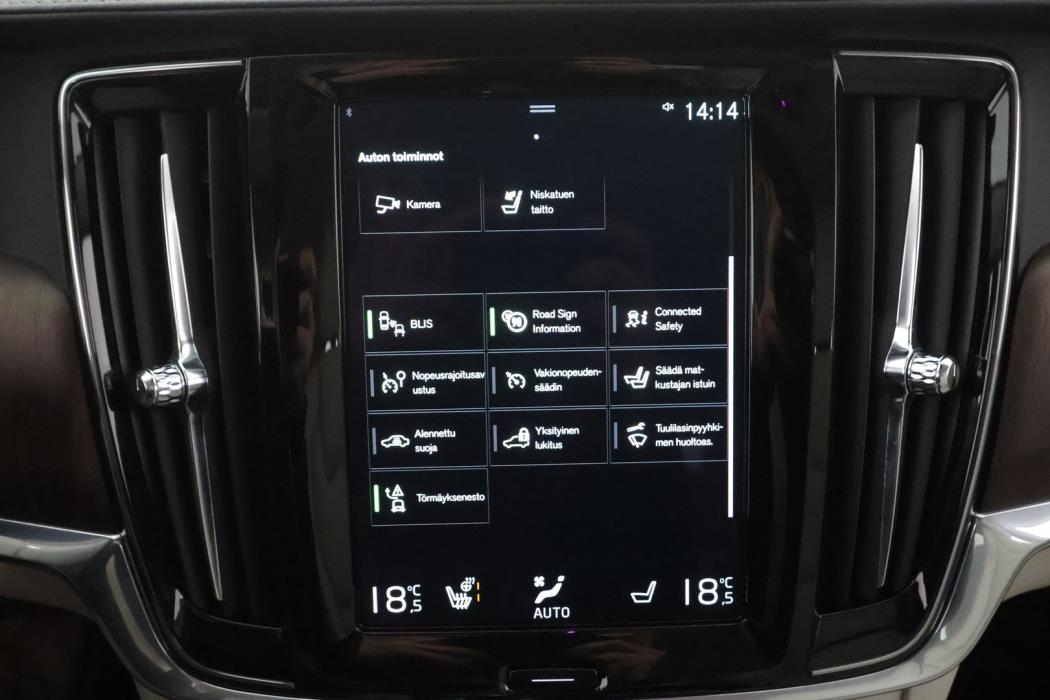 VOLVO V90 2021