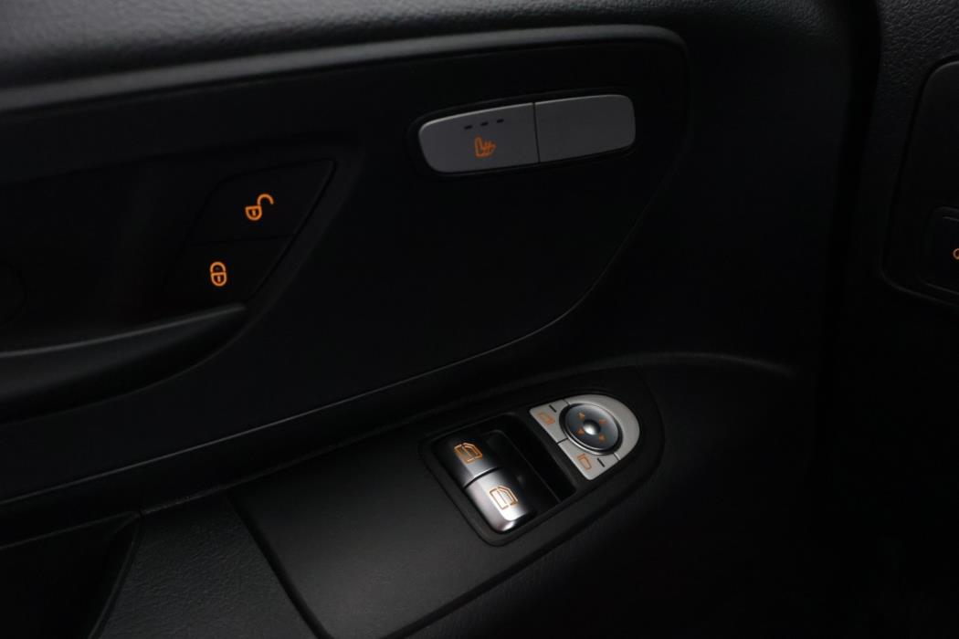 MERCEDES-BENZ VITO 2020