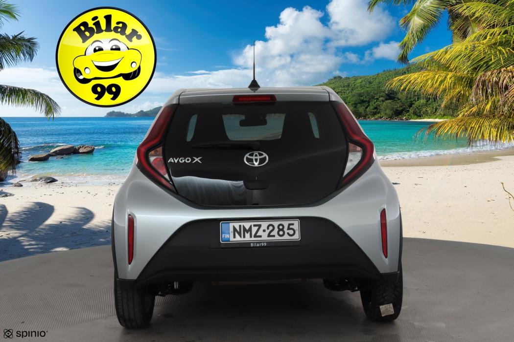 TOYOTA Aygo X 2023