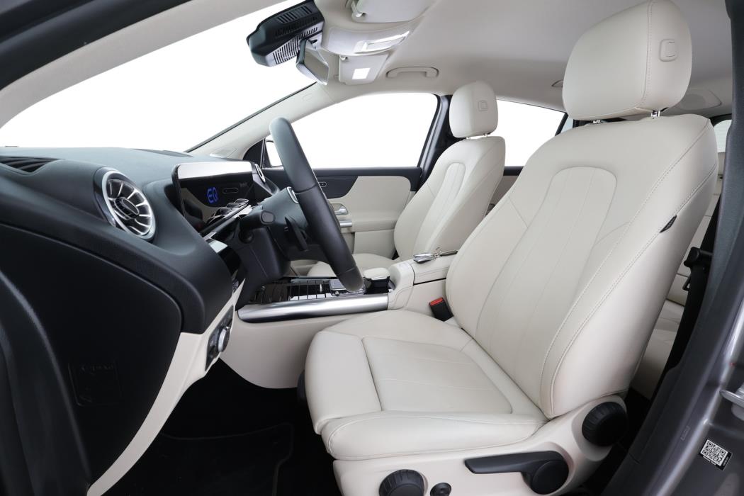 MERCEDES-BENZ EQA 2024