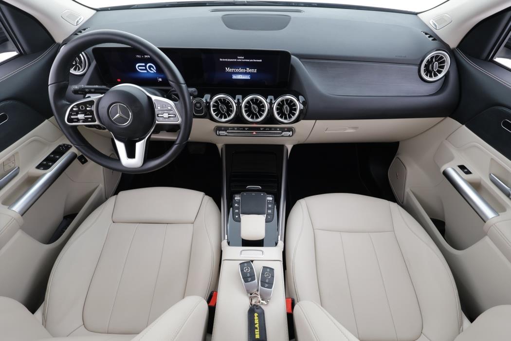 MERCEDES-BENZ EQA 2024