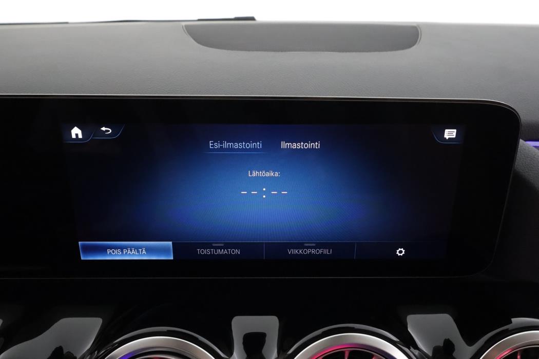 MERCEDES-BENZ EQA 2024