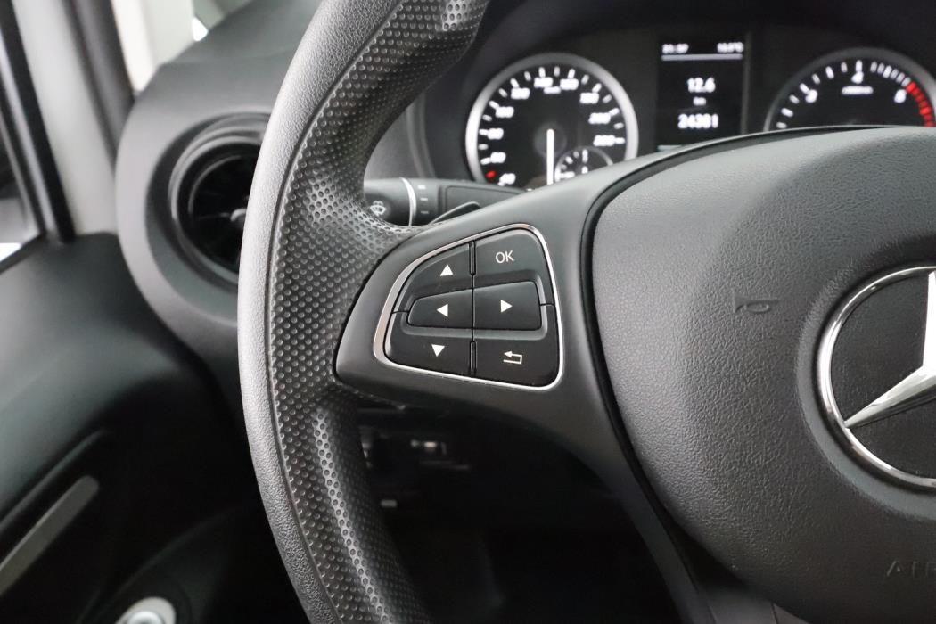 MERCEDES-BENZ VITO 2024