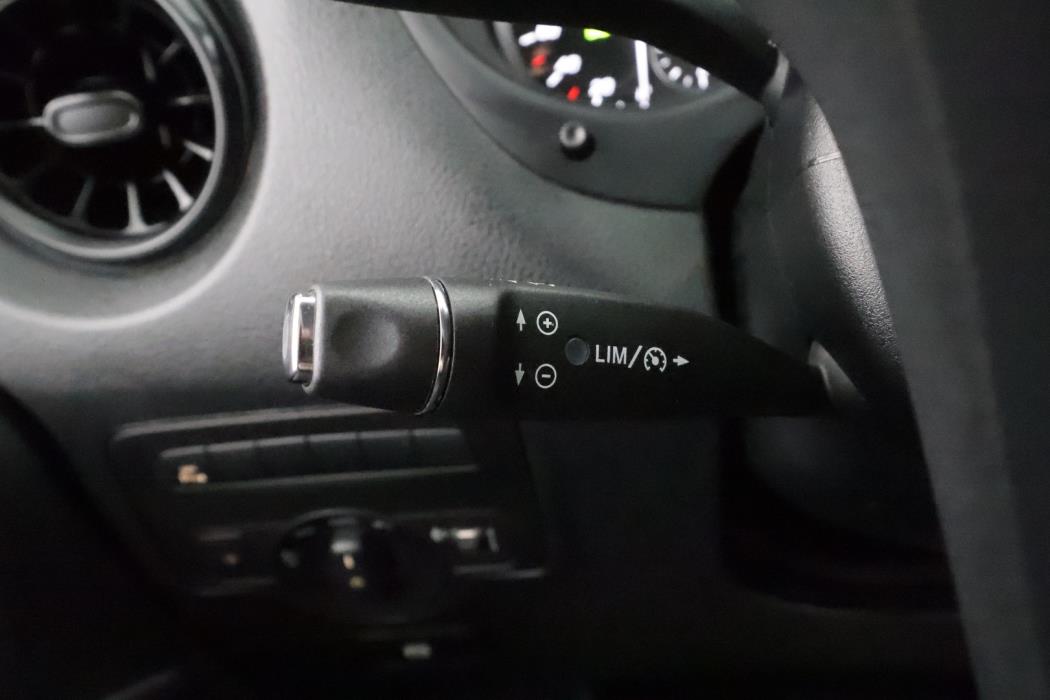 MERCEDES-BENZ VITO 2024