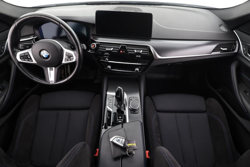 BMW 520 2021