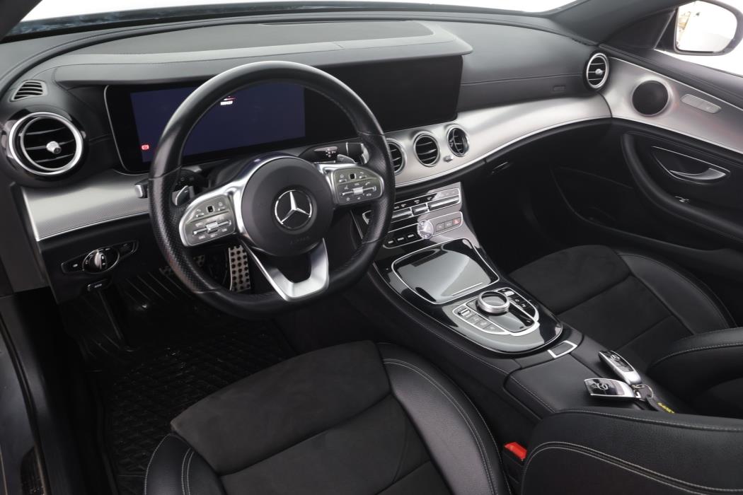 MERCEDES-BENZ E 2019