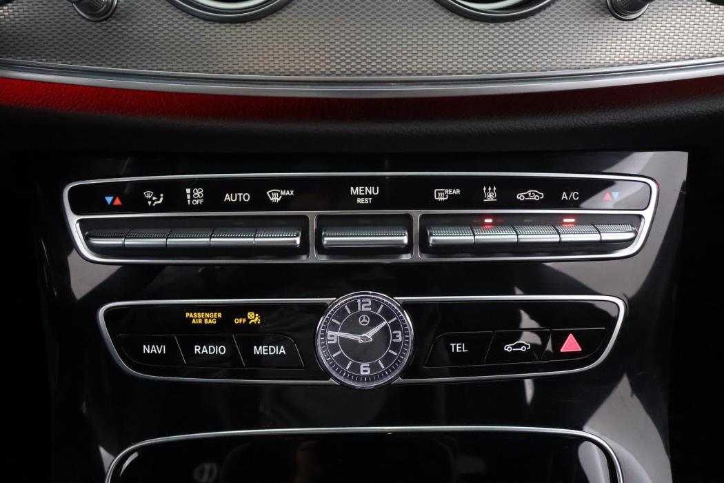 MERCEDES-BENZ E 2019