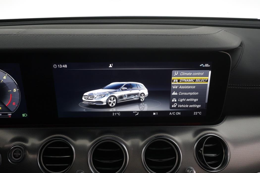 MERCEDES-BENZ E 2019