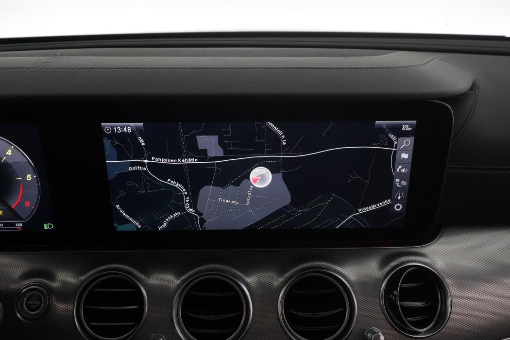 MERCEDES-BENZ E 2019