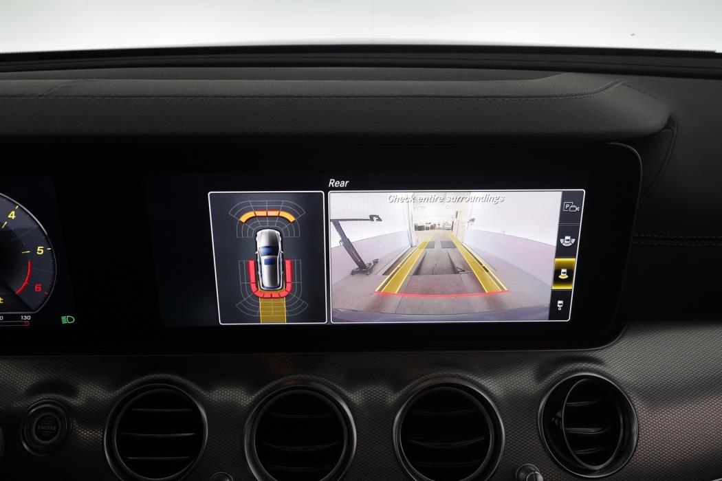 MERCEDES-BENZ E 2019