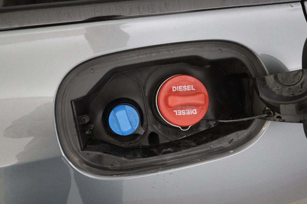 MERCEDES-BENZ E 2019