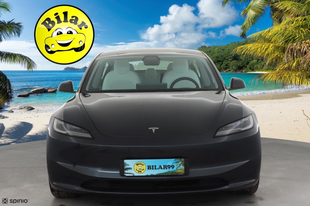 TESLA MODEL 3 2024