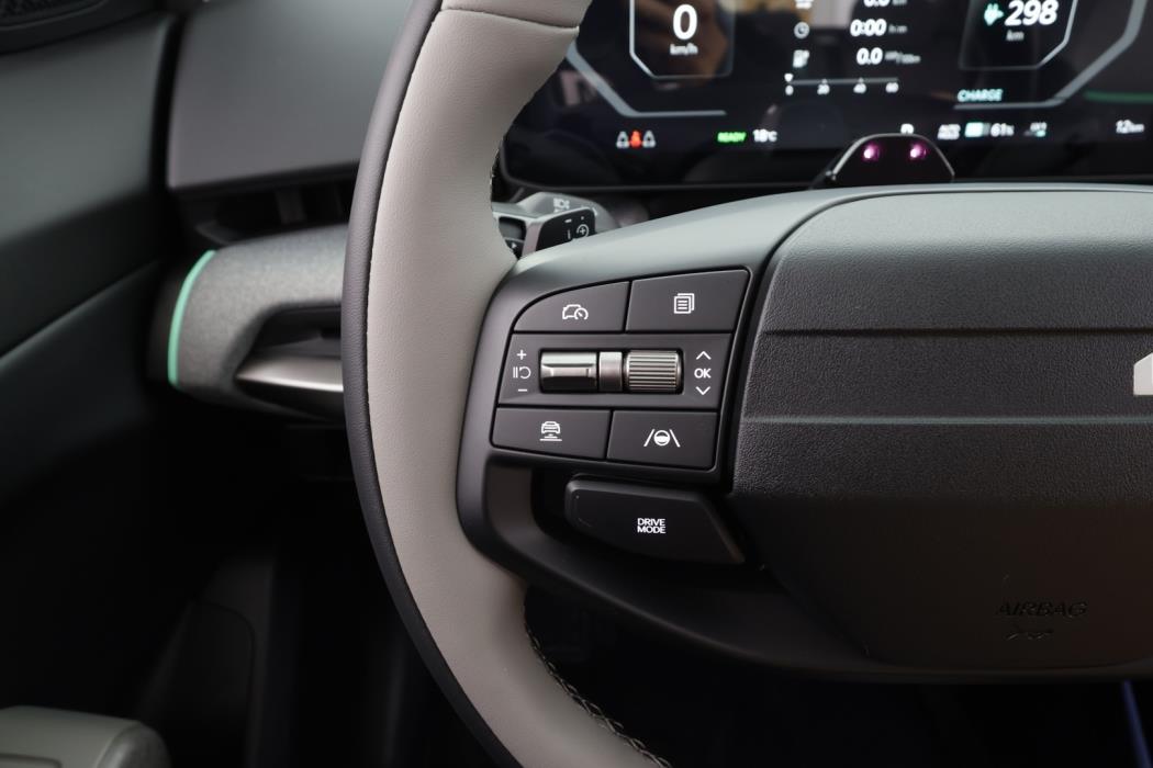 KIA EV4 2026