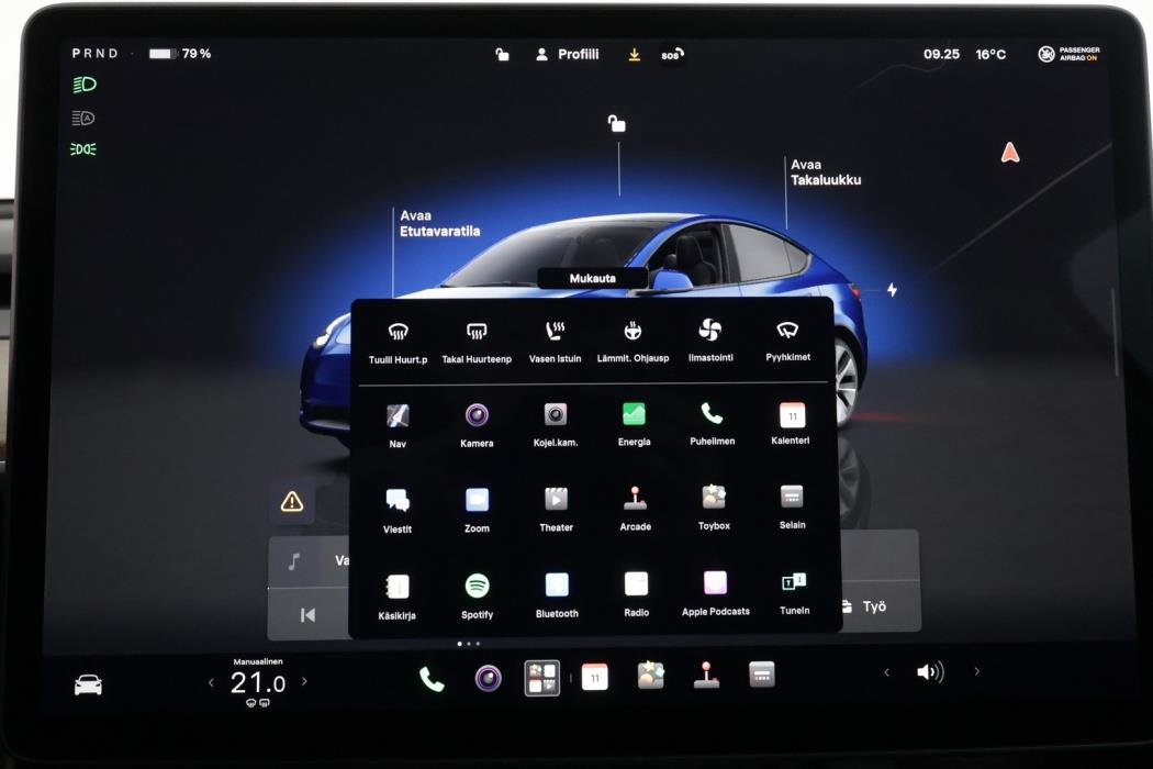 TESLA Model Y 2024