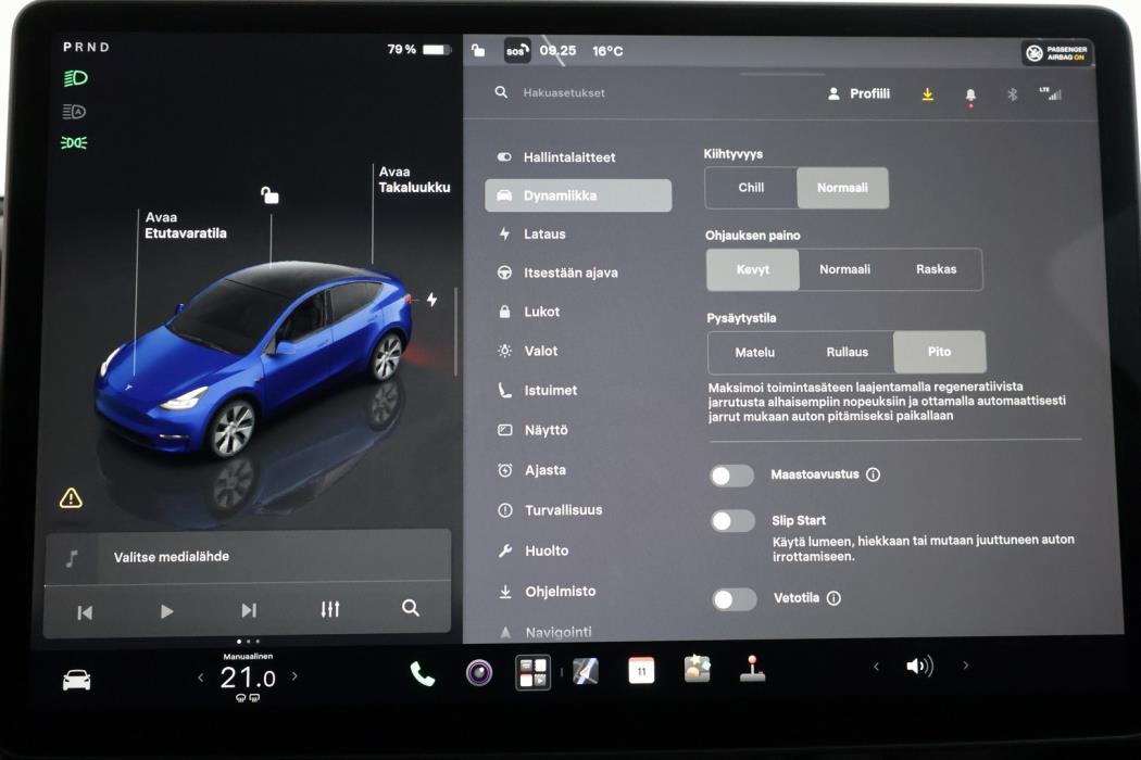 TESLA Model Y 2024