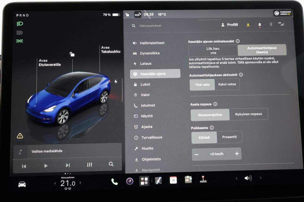 TESLA Model Y 2024