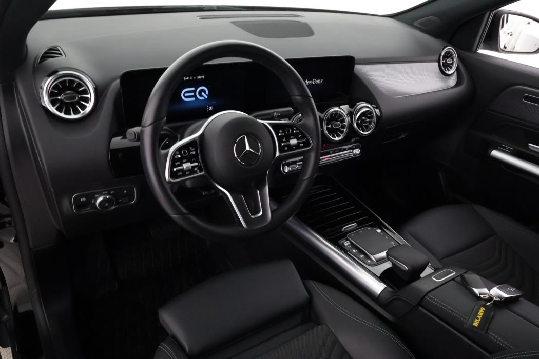 MERCEDES-BENZ EQA 2023