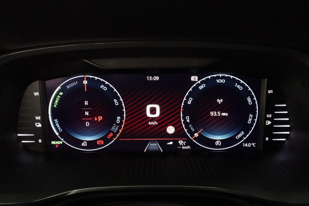 SKODA Octavia 2024
